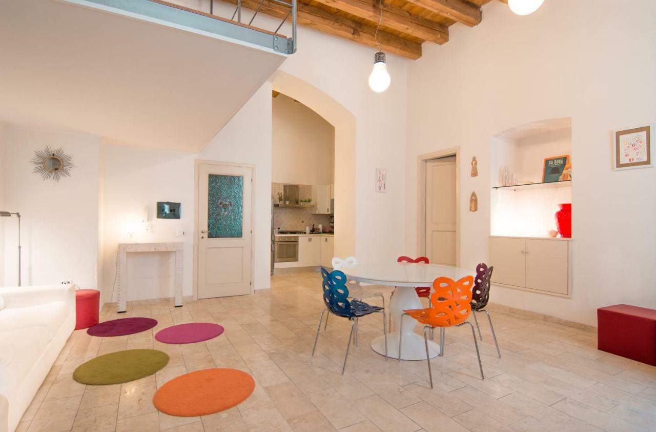 Modern Apartment In Historic Building Cagliari Eksteriør bilde