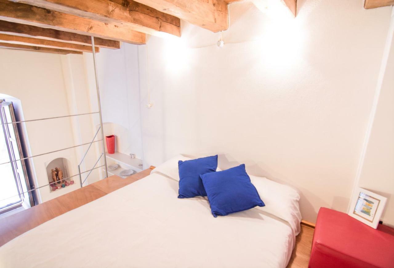 Modern Apartment In Historic Building Cagliari Eksteriør bilde