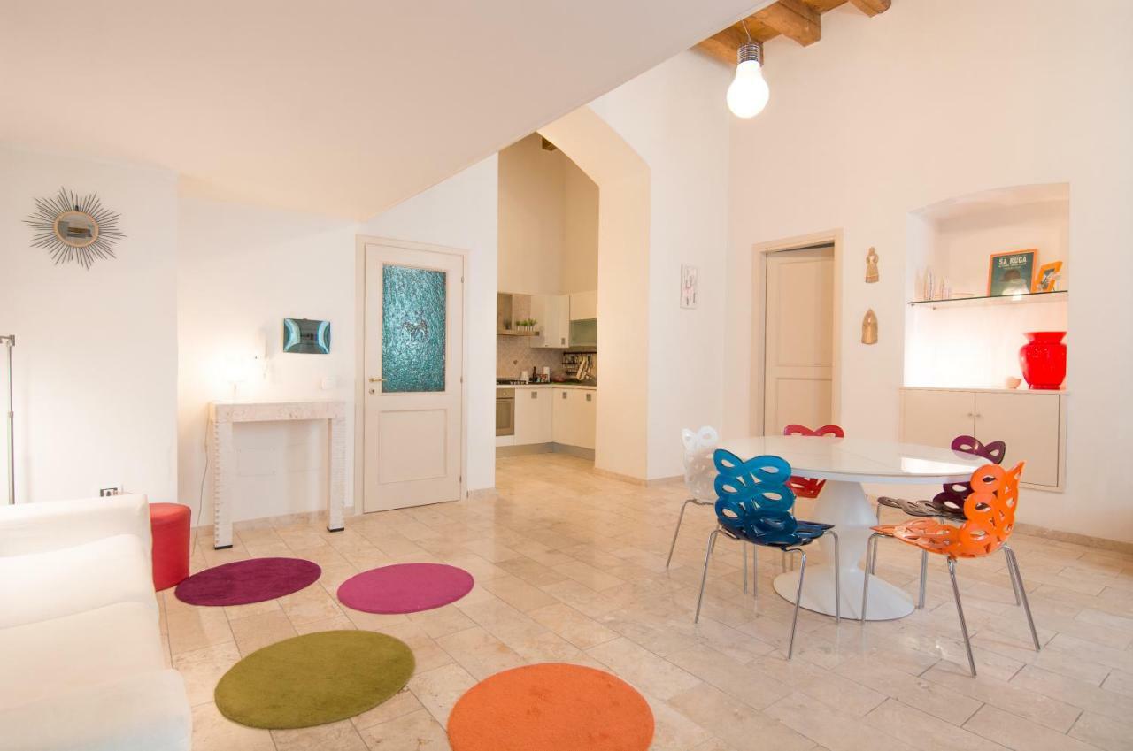 Modern Apartment In Historic Building Cagliari Eksteriør bilde