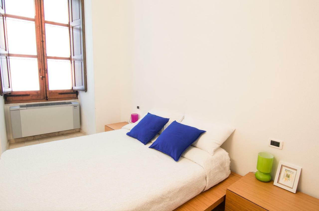 Modern Apartment In Historic Building Cagliari Eksteriør bilde
