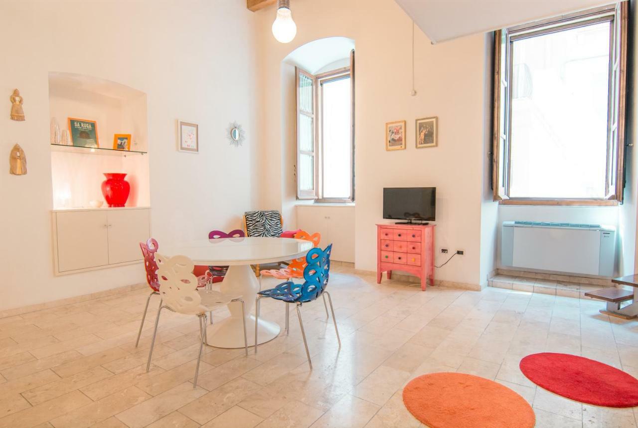 Modern Apartment In Historic Building Cagliari Eksteriør bilde
